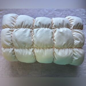 New Room Essentials 10 X 16 Cream light pale pink Accent Pillow